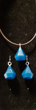 Diamond shaped choker and earring set